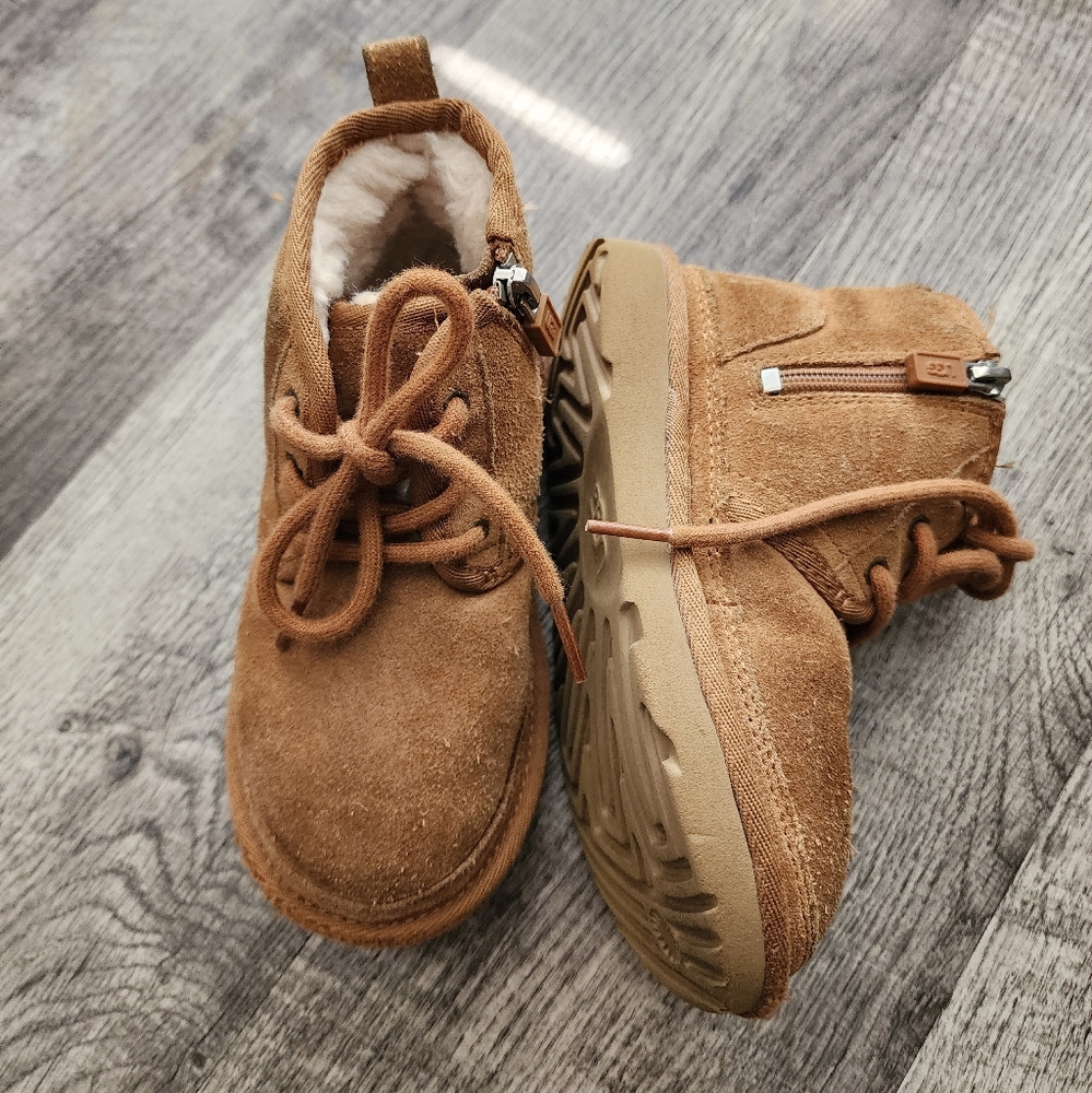 Kids UGG Neumel Boot